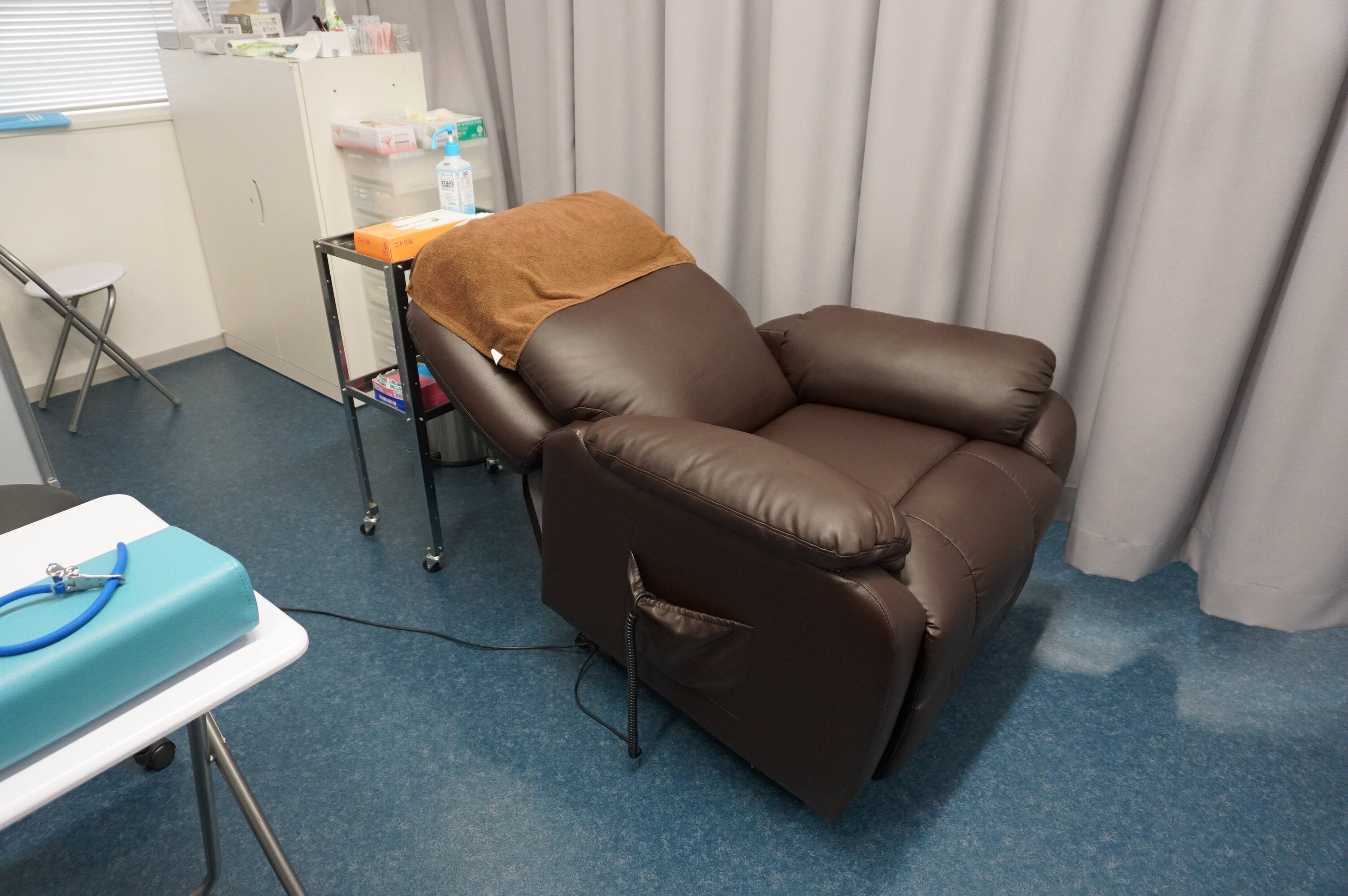 AGAスキンクリニックの治療チェアー